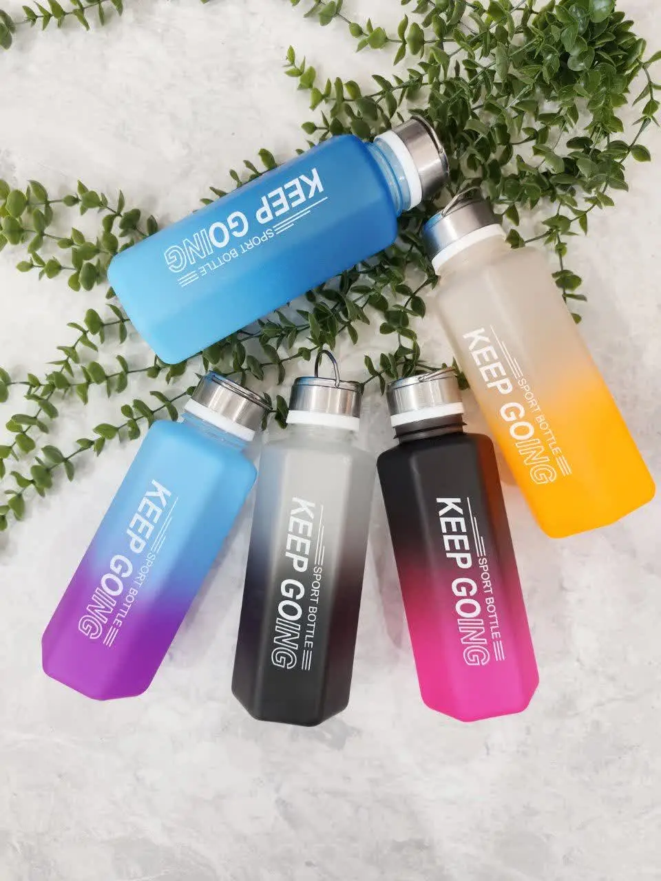 قمقمه نشکن درب استیل طرح رنگین کمانی
