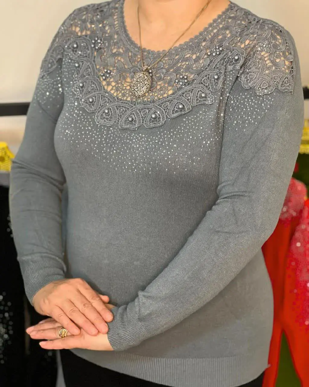 بلوز مجلسی وارداتی گیپوری 😍
