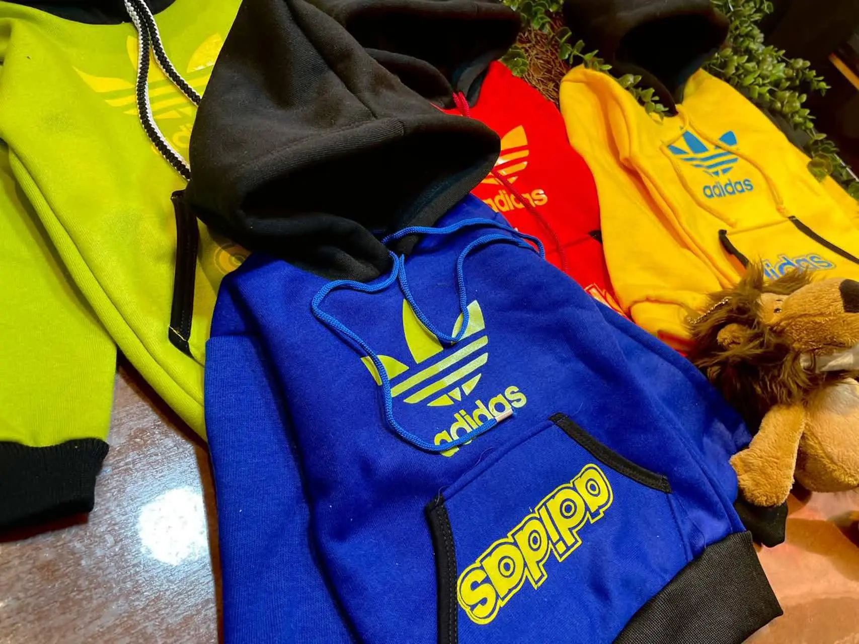 🍓ست هودی+شلوار کرکی رنگی
