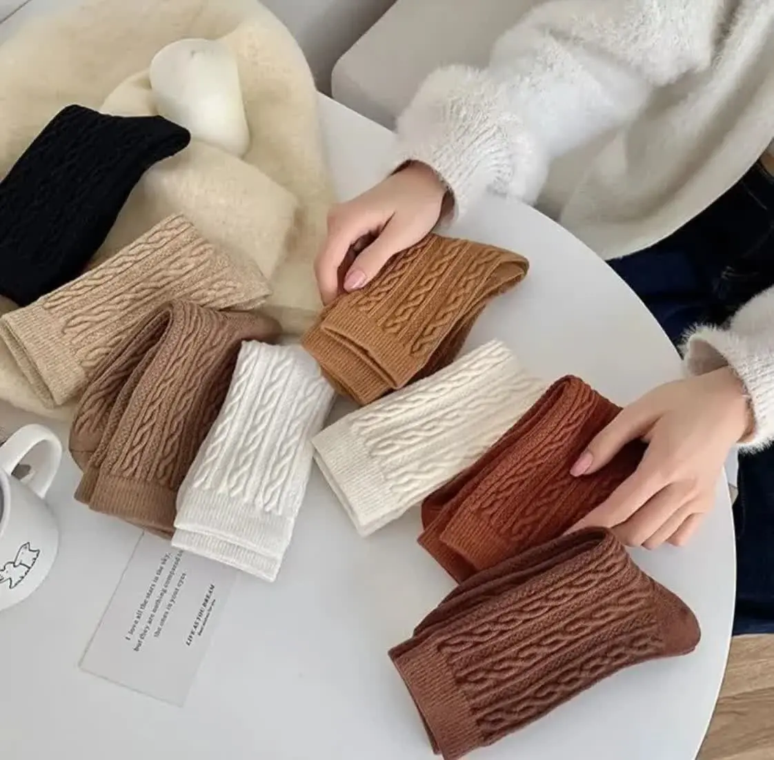 جوراب ساقدار برای دخترای اد...