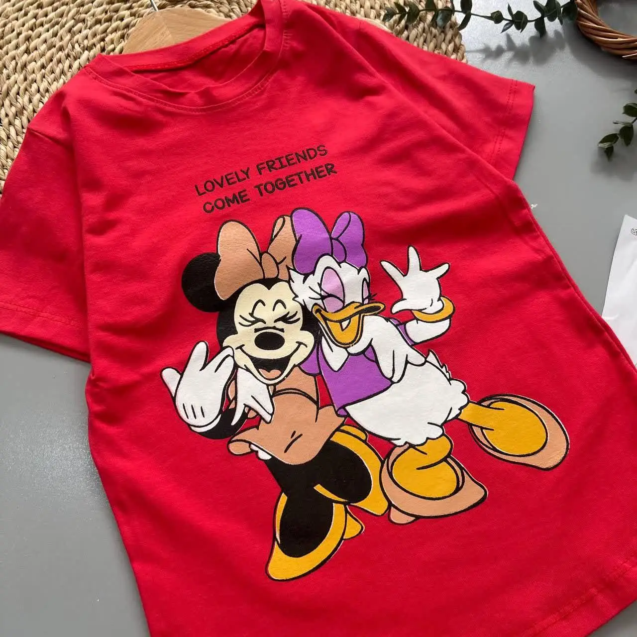 تیشرت خفن دخترونه
