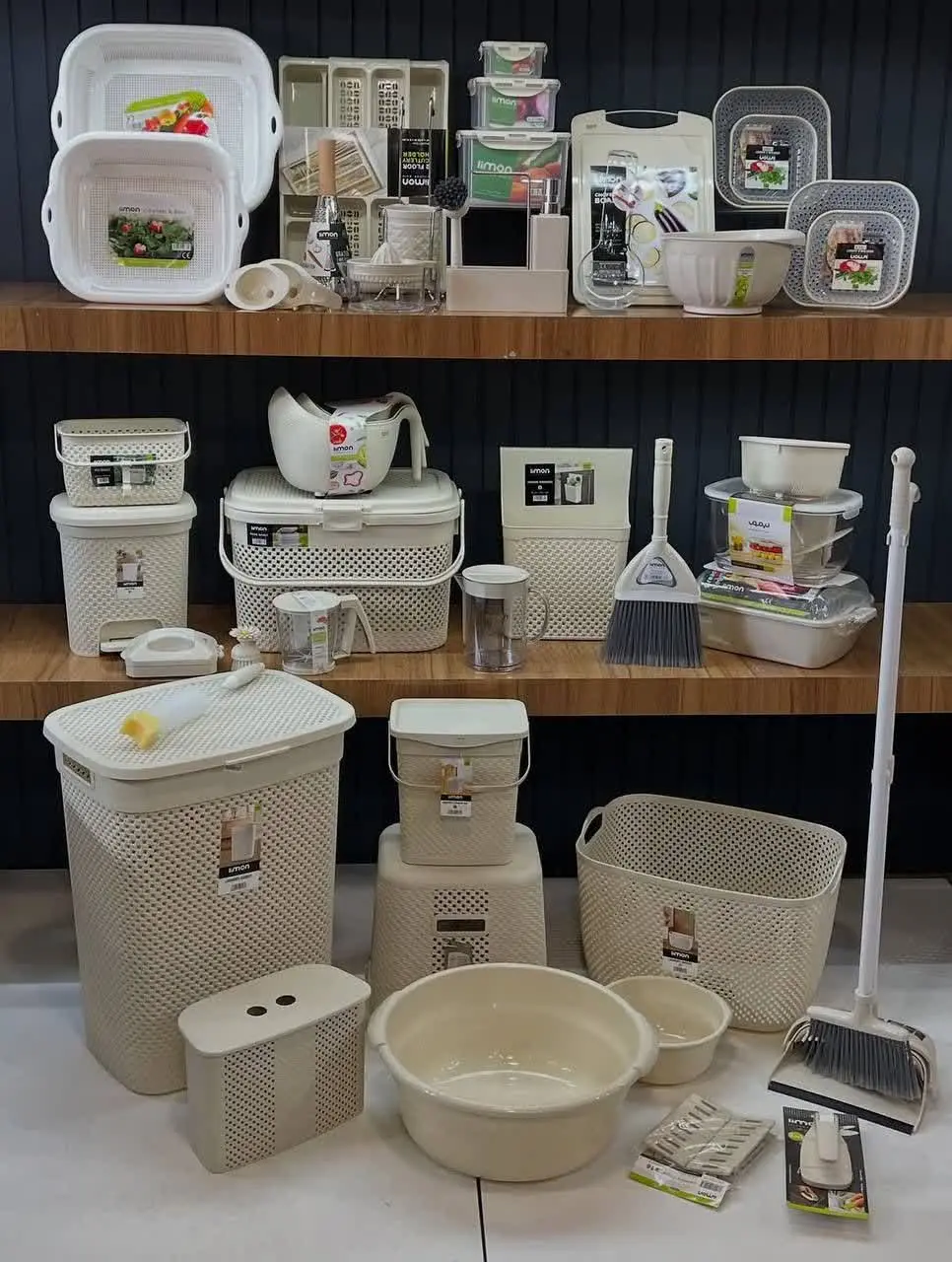 ست پلاسکو جهیزیه ۴۷ پارچه ل...