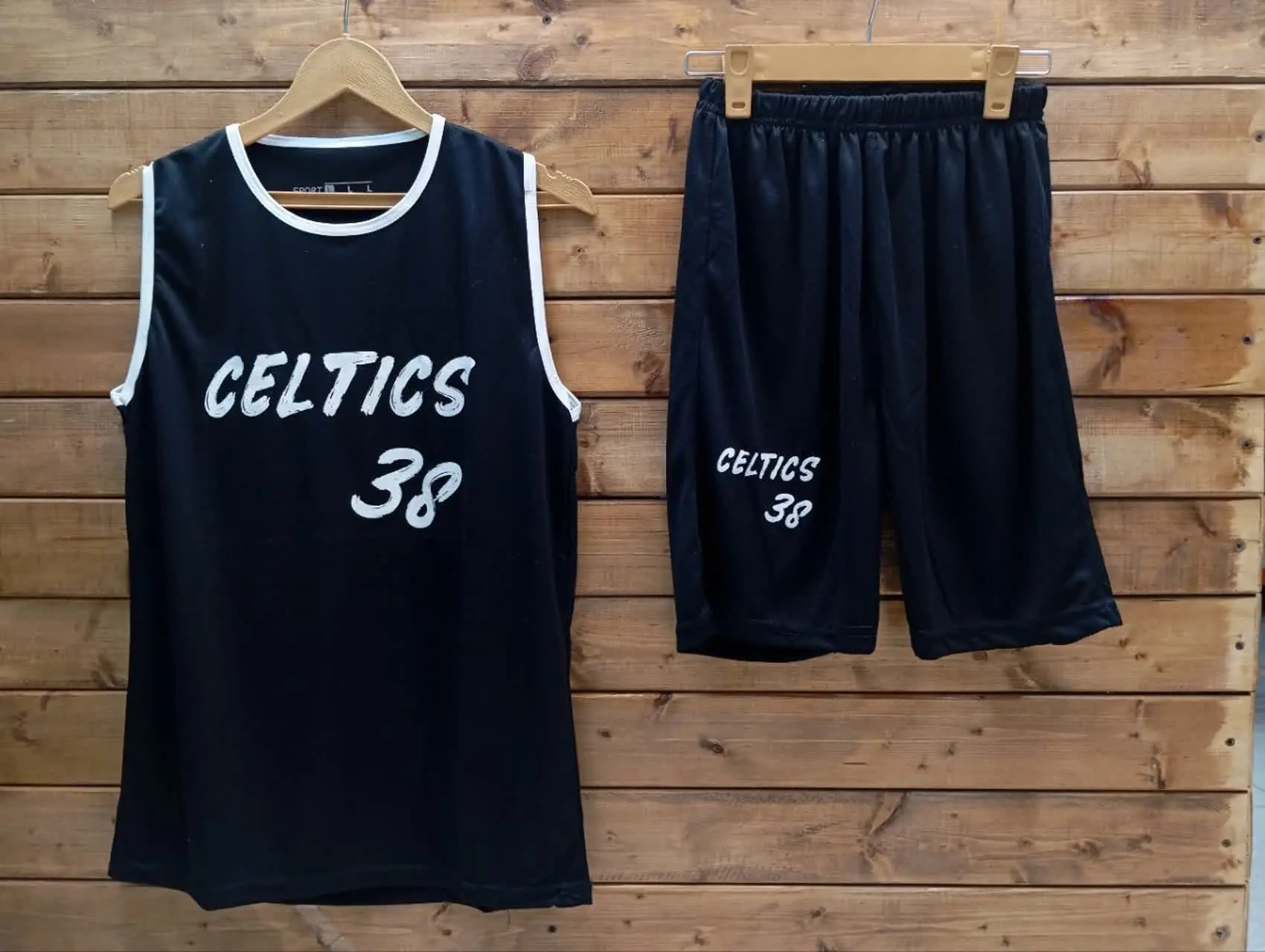 تاپ شلوارک ورزشی
