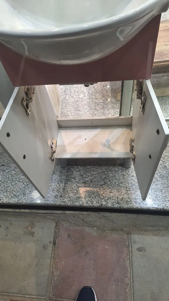 روشویی کابینتی ضد آب پی وی سی همراه باشیر
