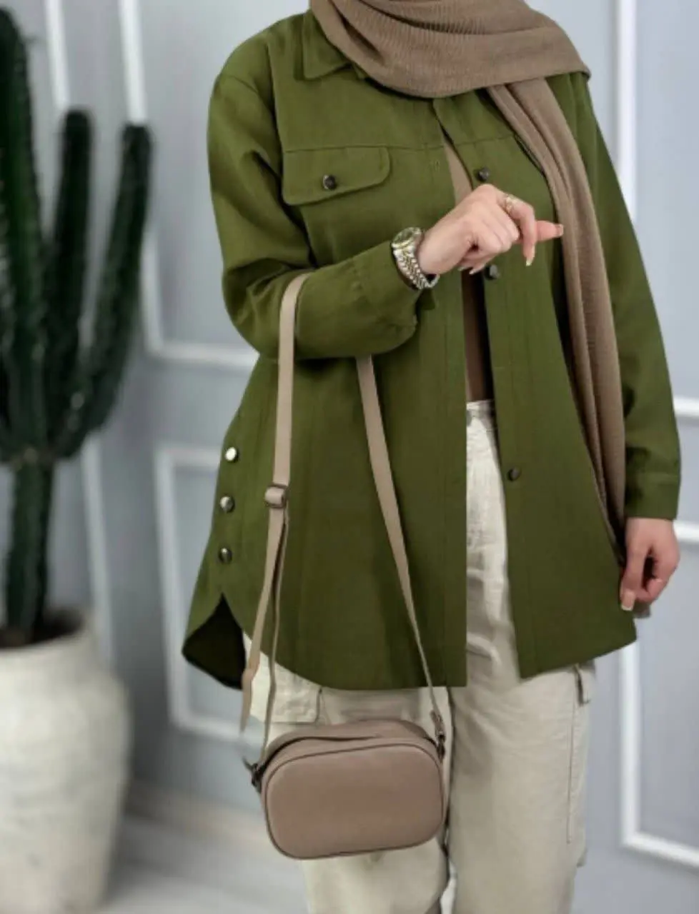 مانتو بغل دکمه کتان ۱۰۴۶