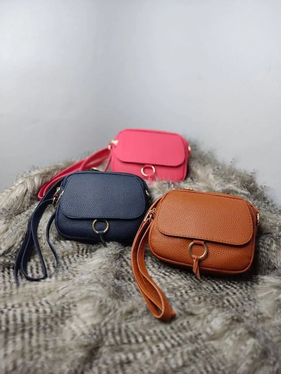 پاسپورتی سه خانه جلوحلقه کد ۲۴۱۷۰۴
