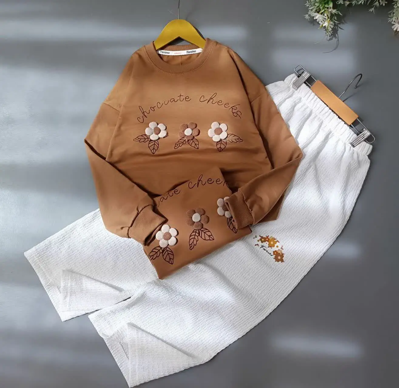 کراپ شلوار سه گل