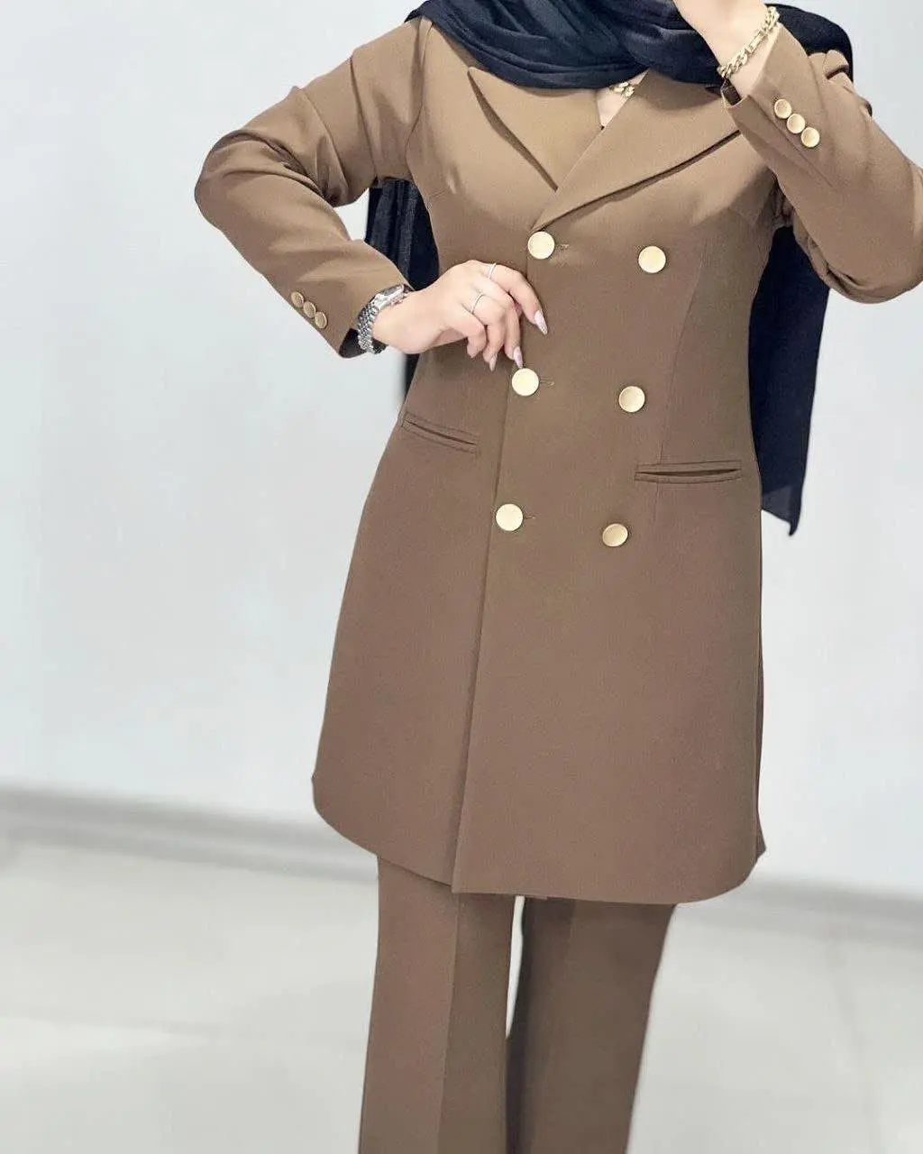 نام: فرشته دکمه طلایی
