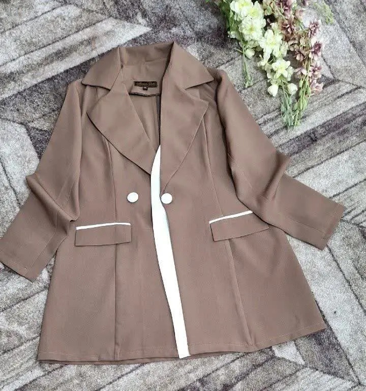 🖋نام: مانتو مزونی شاینا
