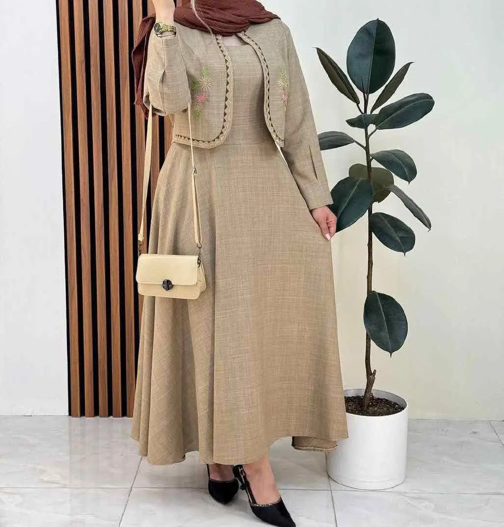 🍃نام: کت و سارافون شانتون 
