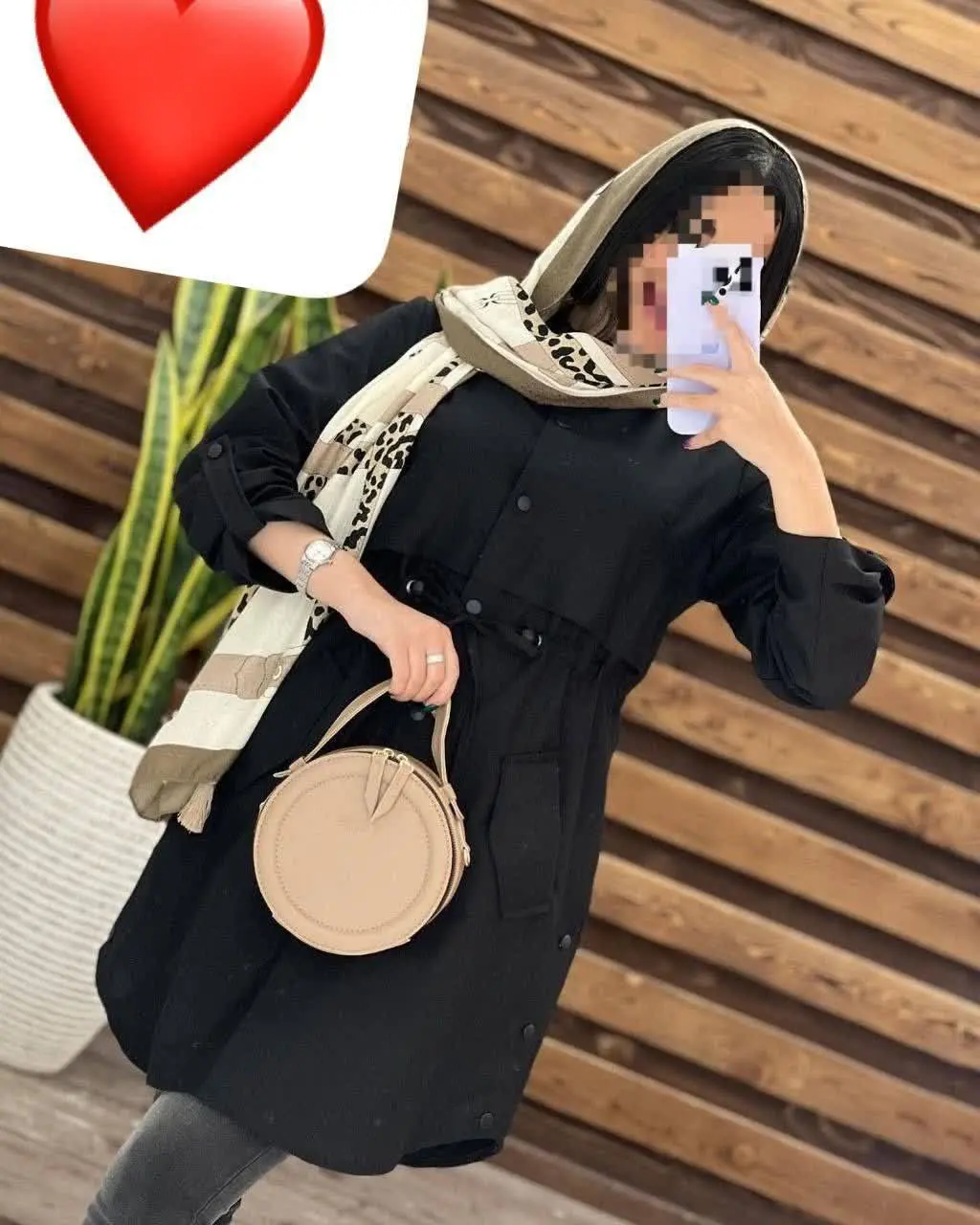 نام: دانشجویی نگار