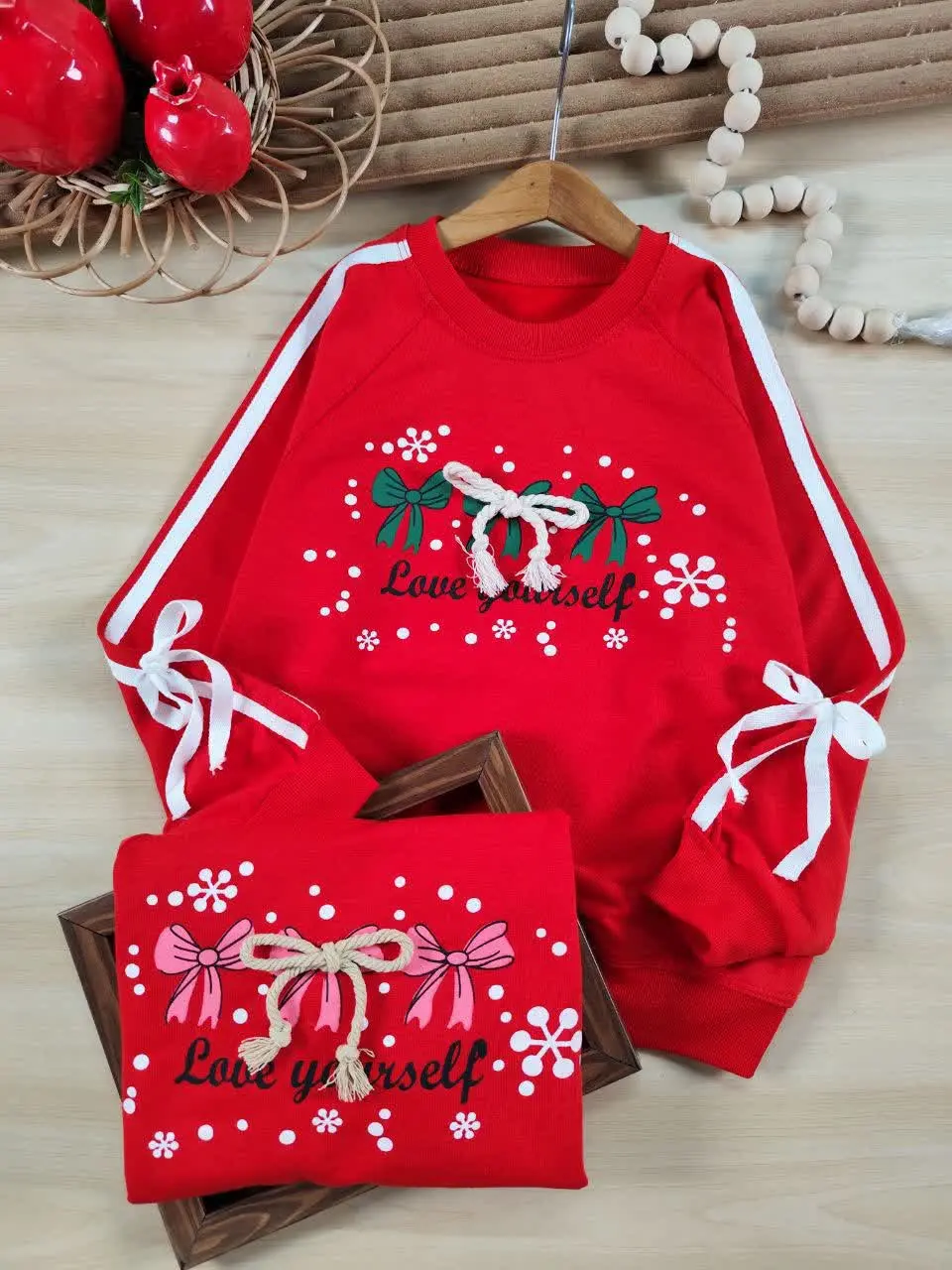 بلوز یلدایی سه پاپیون برفی