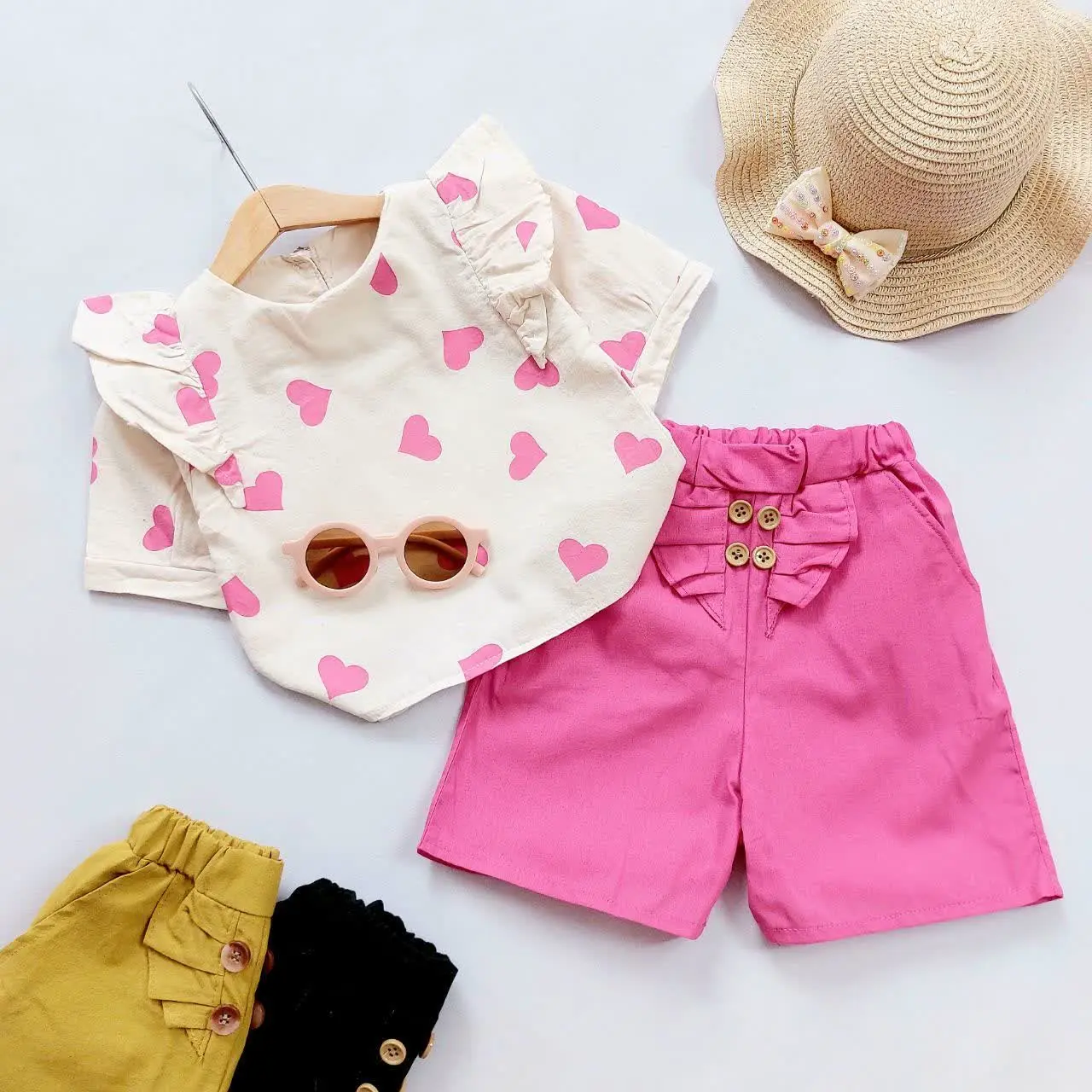 کراپ شورت لینن قلبی😍
