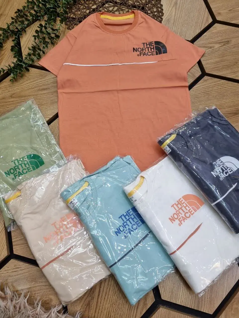 🇮🇷🧥🧶👗👚🎽👕👖👔💎
