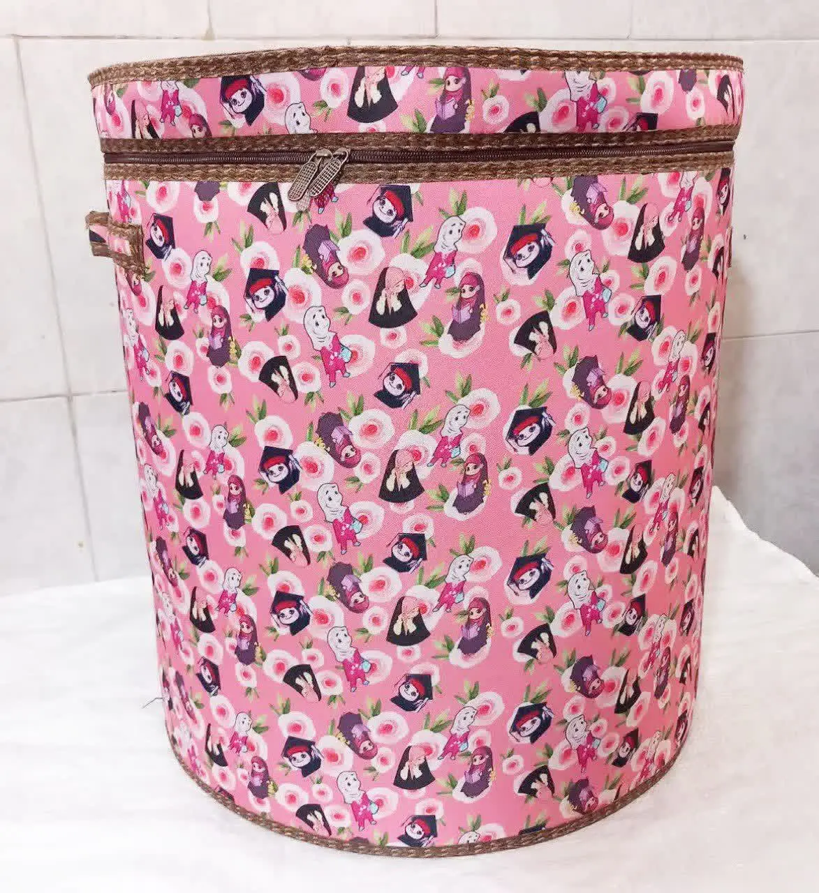 لباس های اضافه و پتو و ملاف...