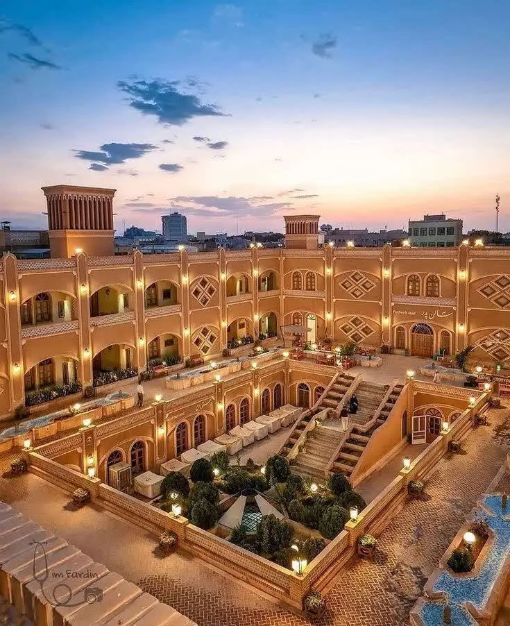 🔴اینجا بازار جذاب و سنتی یزده که همه‌ی شهرا رو جذب خودش کرده 😇
