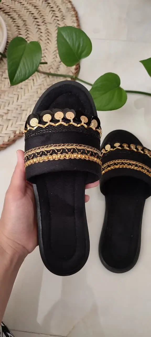 صندل لژدار مشکی
