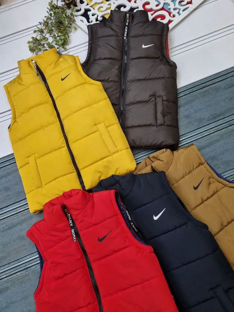 🇮🇷🧥🧶👗👚🎽👕👖👔💎
