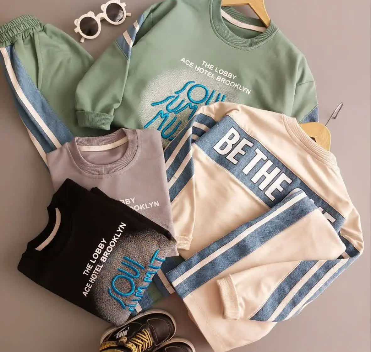 بلوز شلوار اسپورت بیرونی