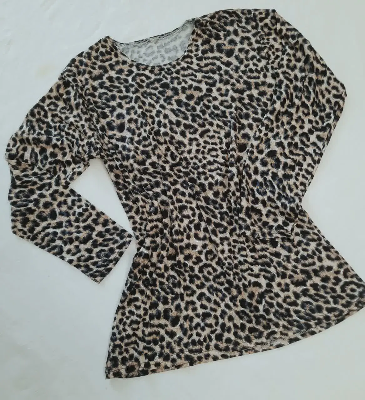 از مدل آستین بلند هم فقط ۱ عدد موجود هست
