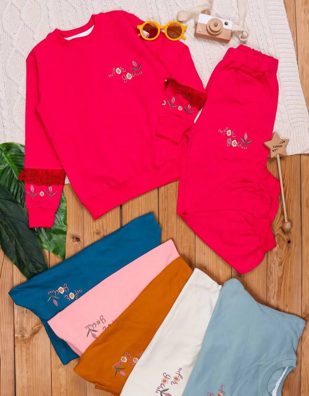 🎄بلوز شلوار دخترانه سراستین...