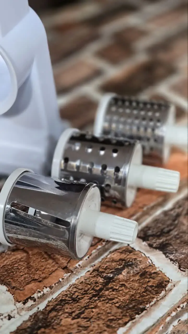 جنس بدنه: پلاستیک