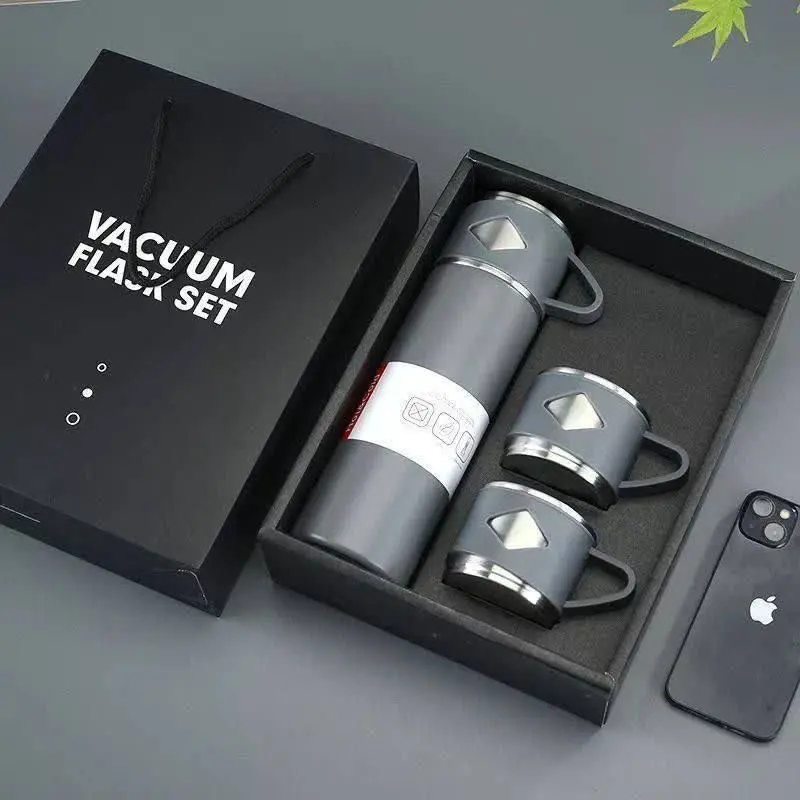 فلاسک سه لیوان فلزی
