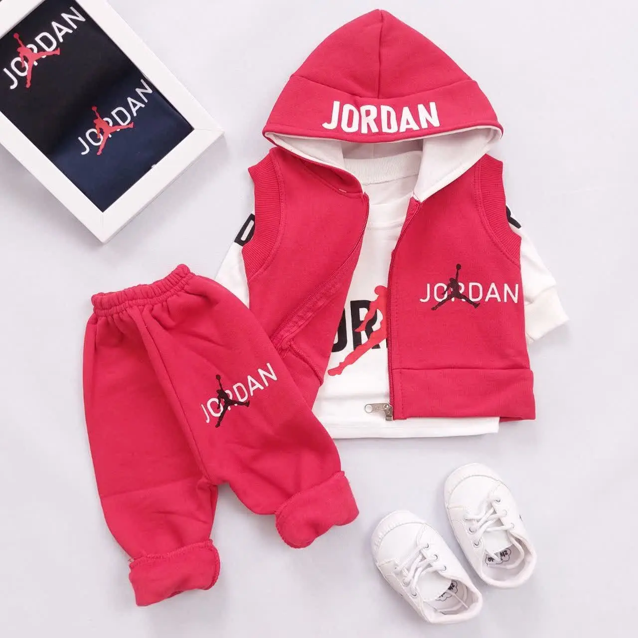 سه تیکه توکرکی جردن
