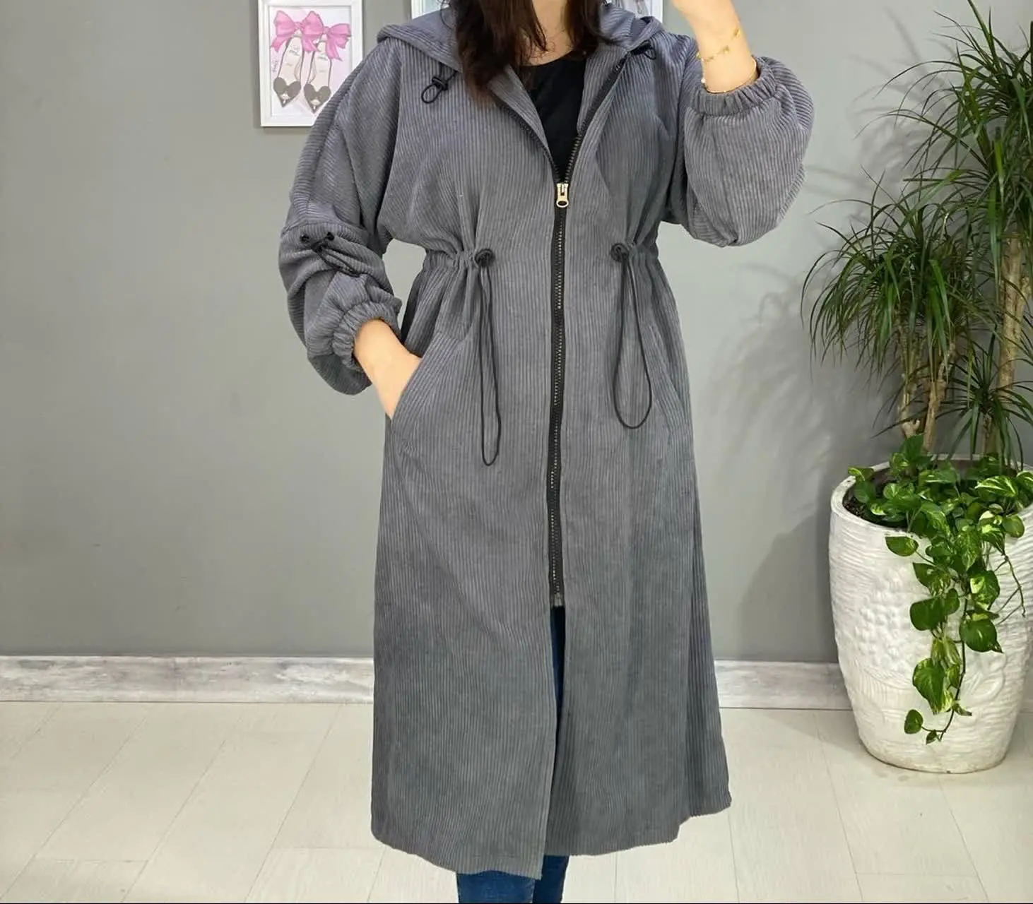 👚 نام: مانتو مخمل بلند
