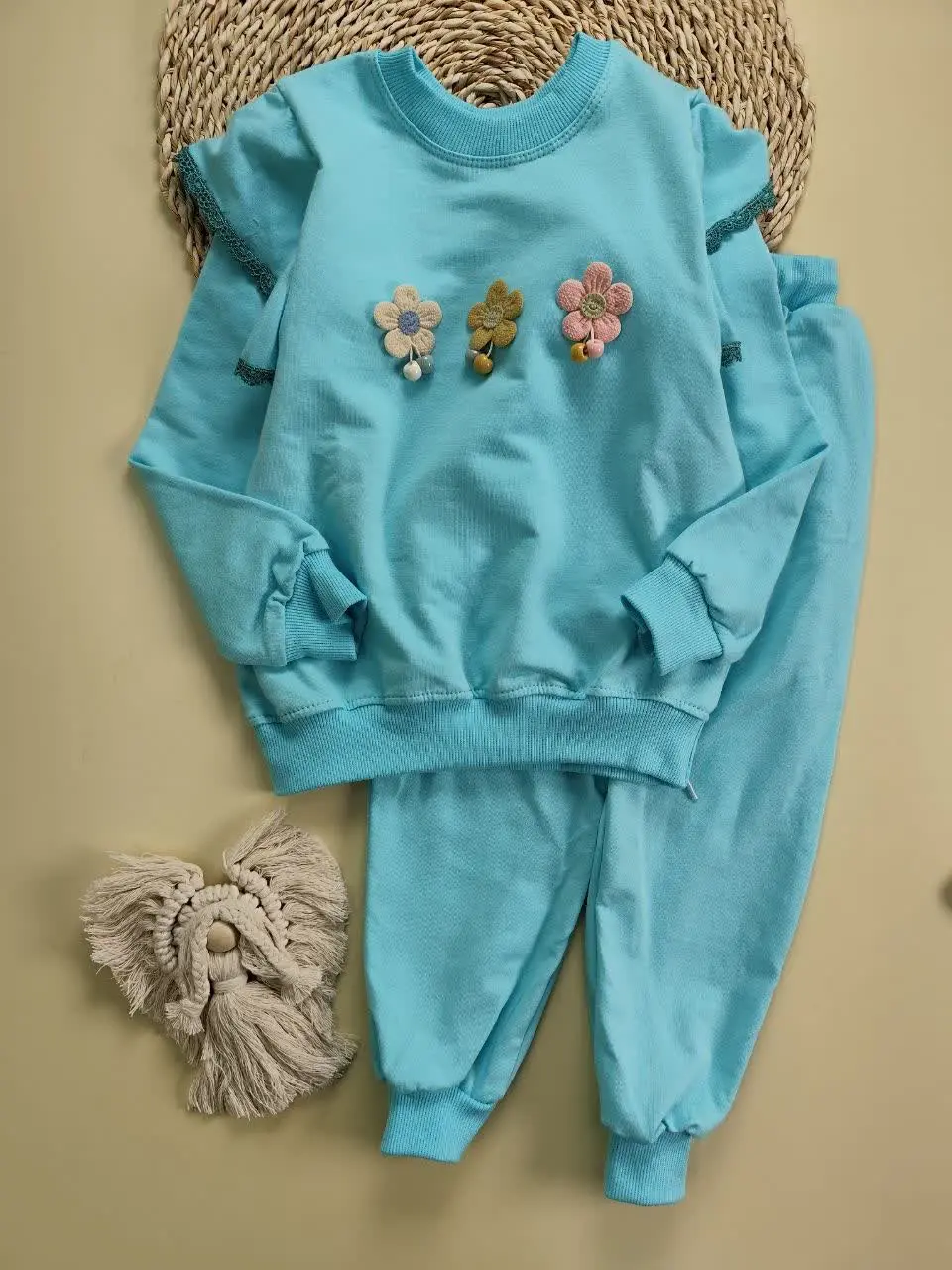 بلوز شلوار سه گل منگوله‌ای 
