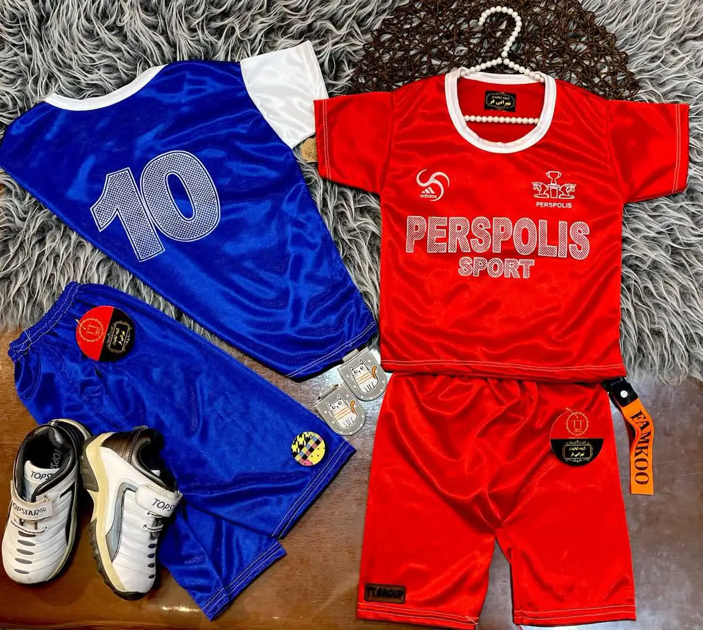 🍕مدل: استقلال پرسپولیس 📕📘
