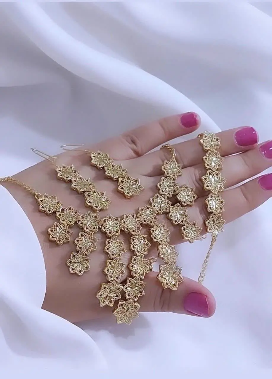 #سرویس عروس مدل گل
