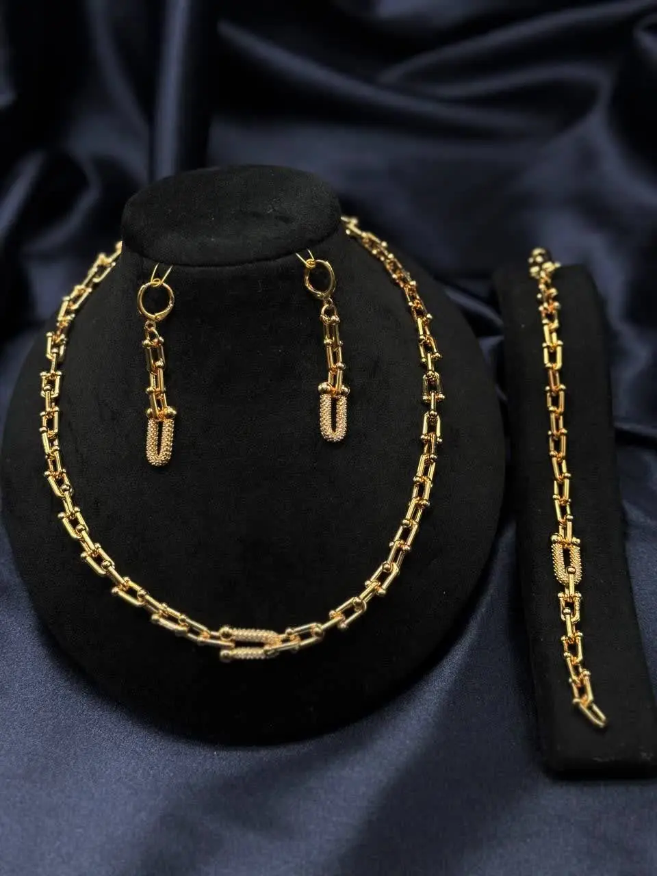 #سرویس تیفانی شیک و خاص 
