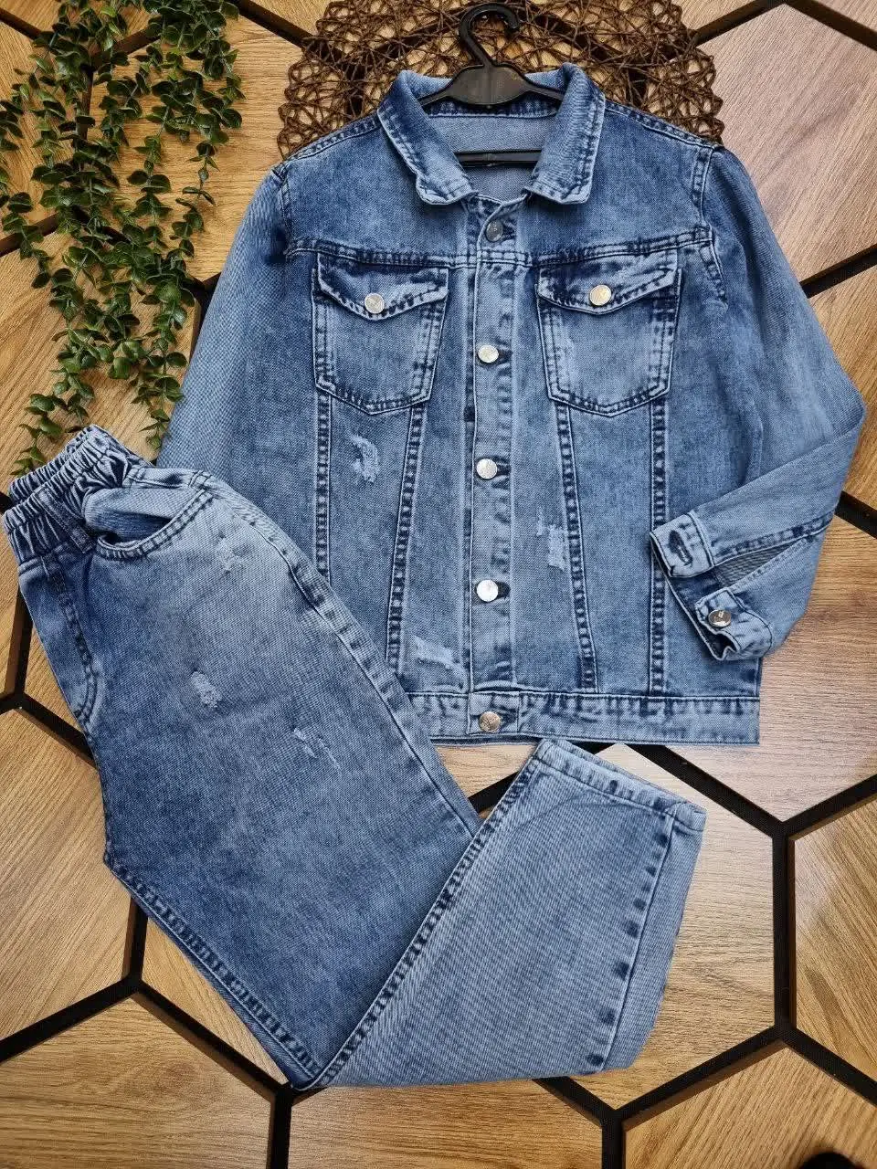 🇮🇷🧥🧶👗👚👔🎽👕👖💎
