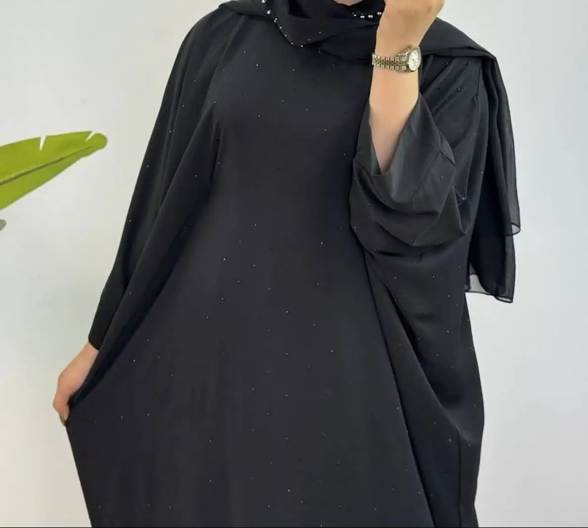 عبایی نگین بارونی👗