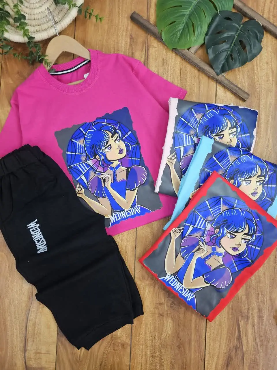 تیشرت و شلوارک ونزدی
