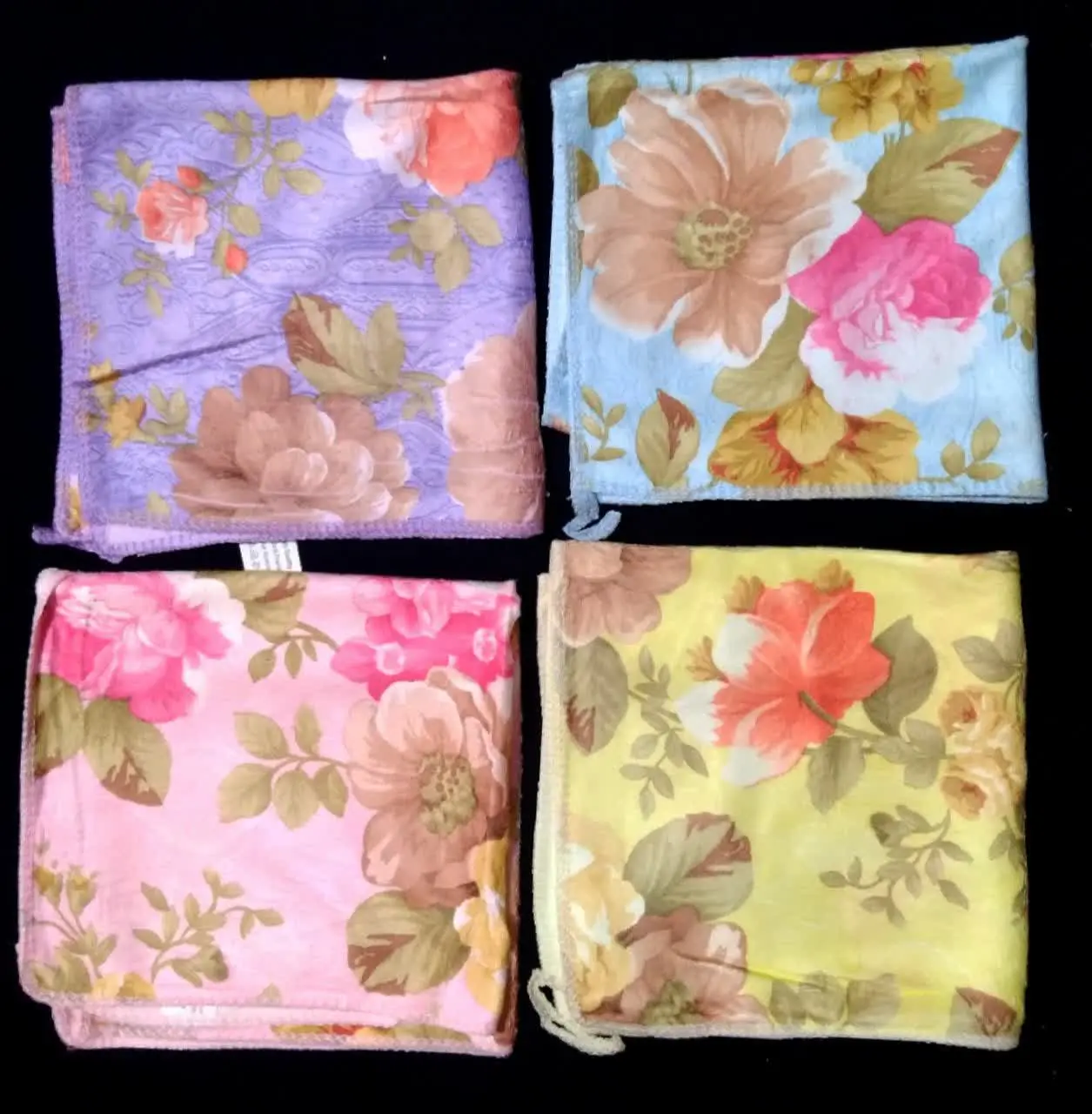 دستمال آشپزخانه گلدار
