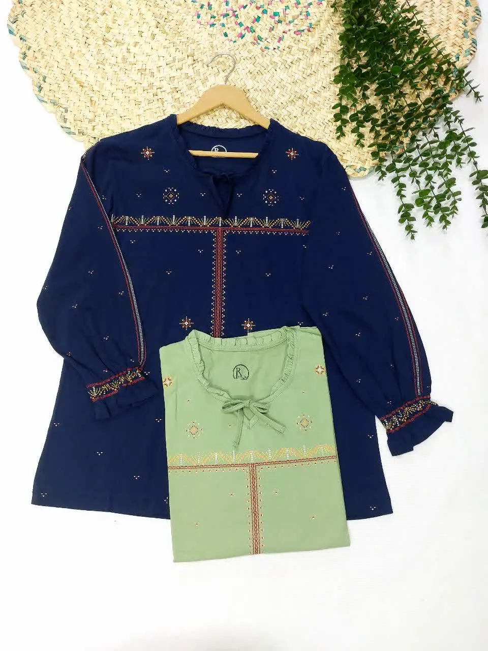 ✅بلوز آستین بلند فرنوش😍