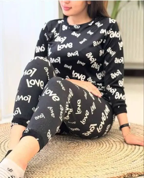 ❤️نام: بلوز و شلوار مخمل مارلین 
