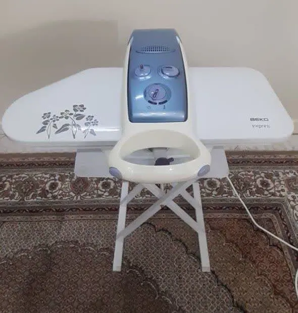 اتو پرس بسیار تمیز و سالم سالم 
