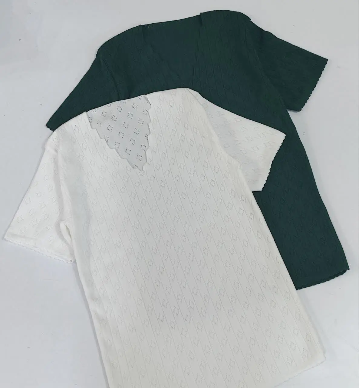 تیشرت پاییزه طرح لوزی کوچک