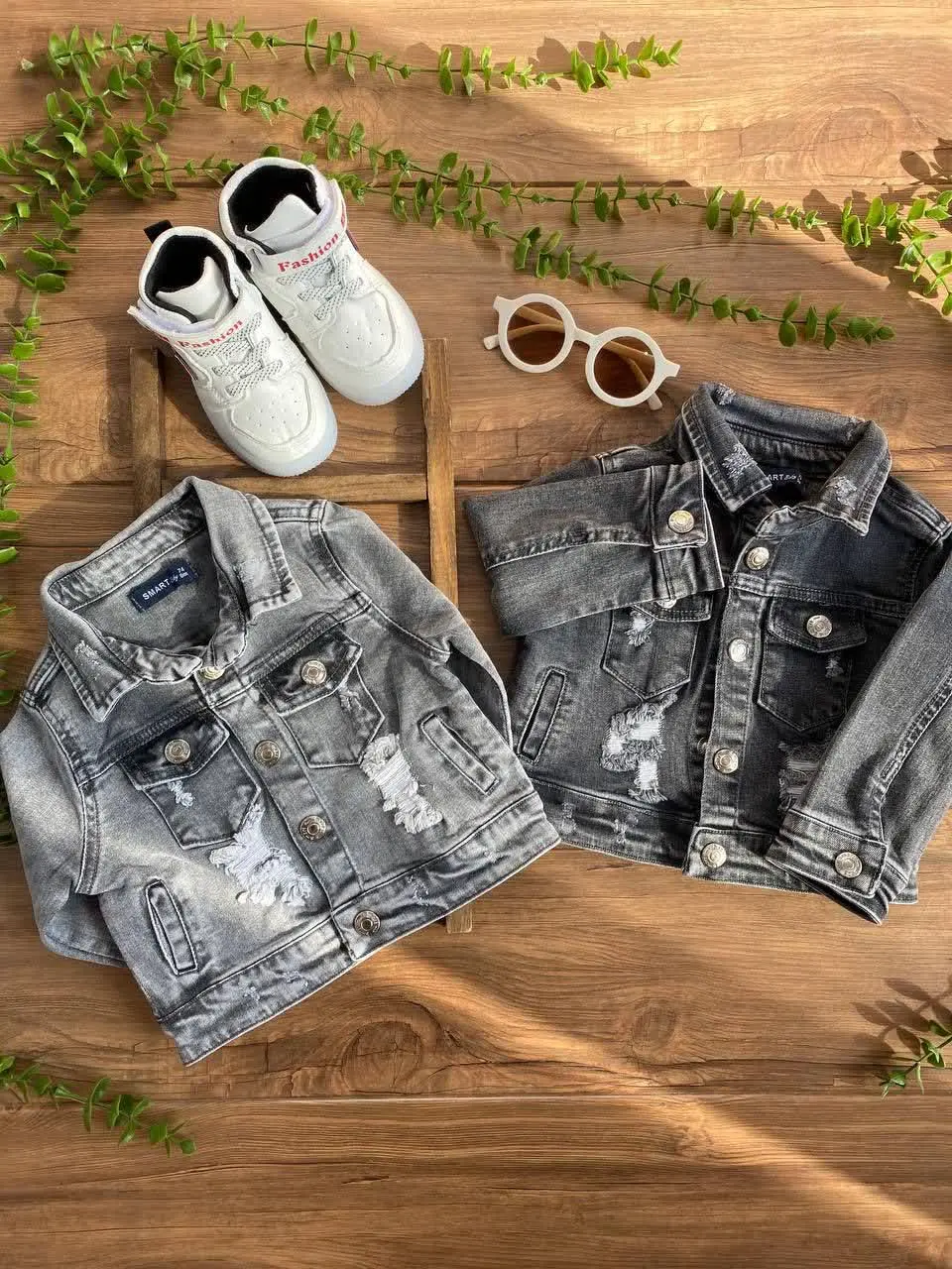 کت و شلوار جین
