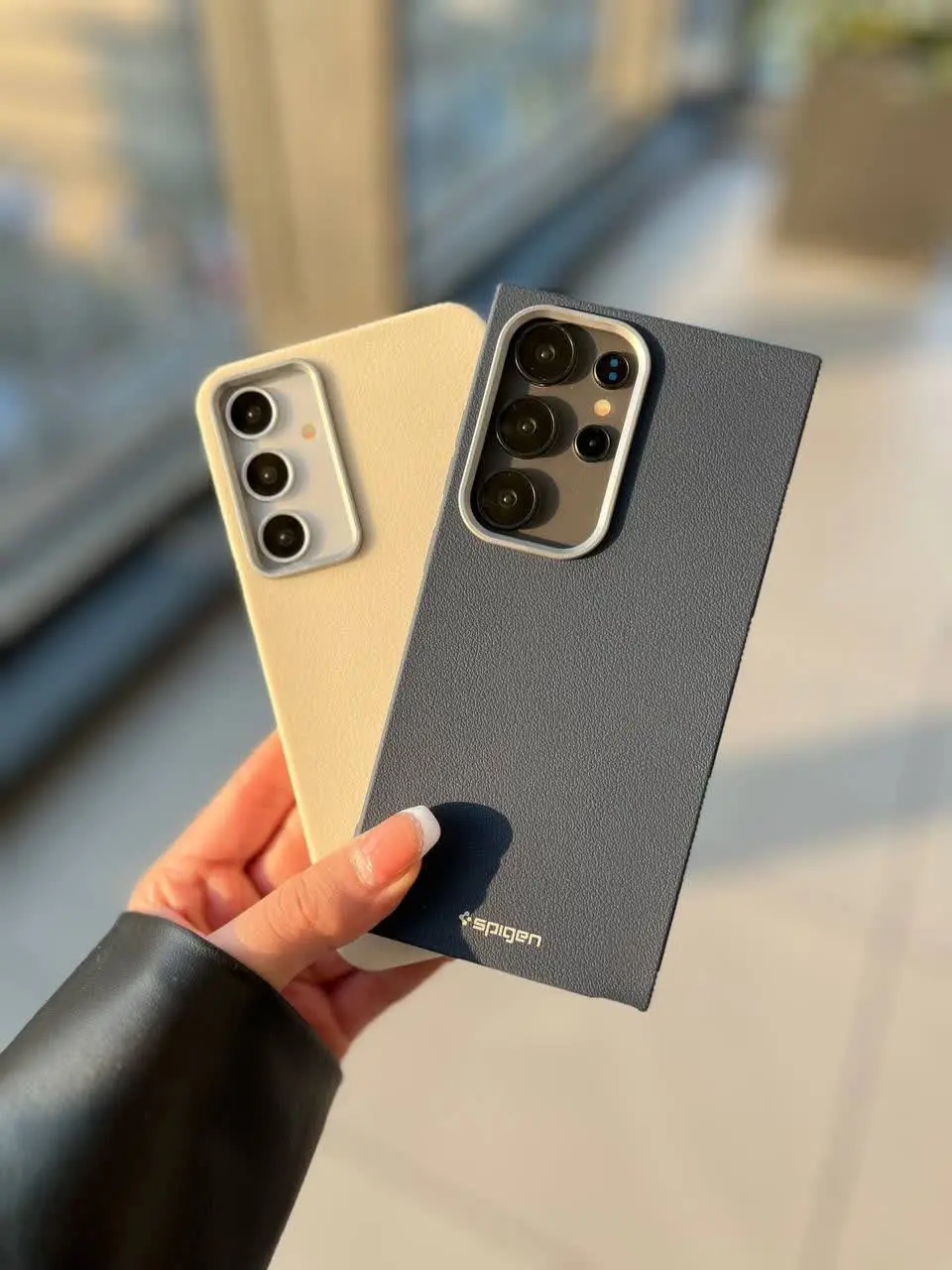 📱مدل قاب: قاب لدر کیس چرمی دور لنز و دکمه‌ها مات مخصوص انواع #سامسونگ #شیائومی و #آیفون 
