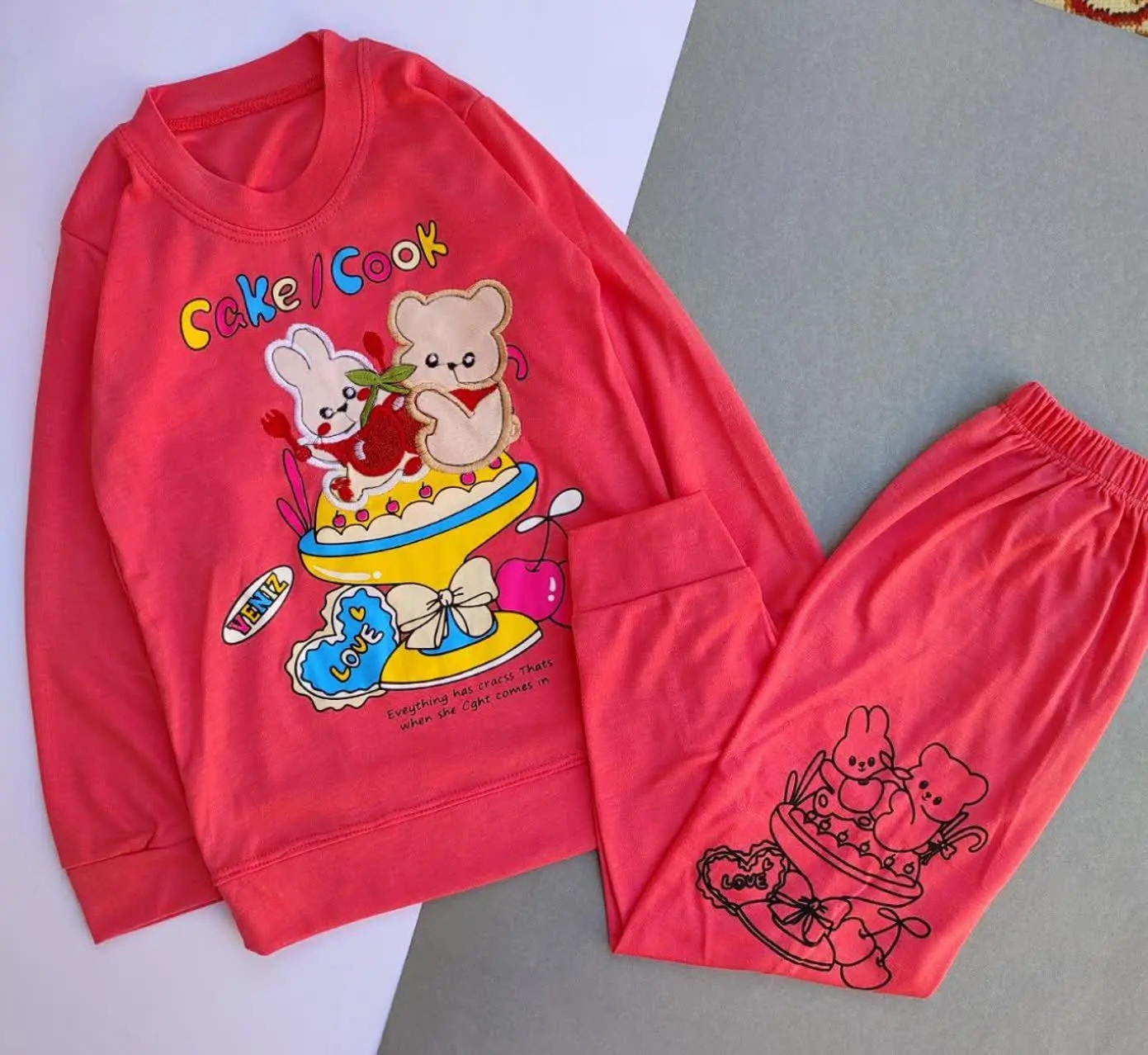 نام: خرس و خرگوش 
