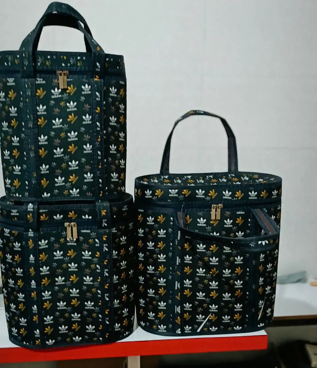 ست جافلاسکی سه تایی
