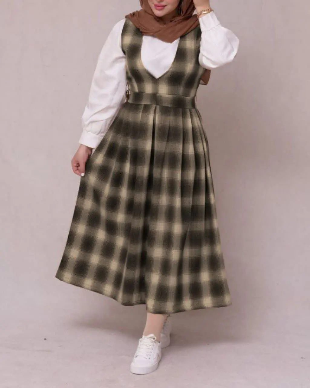 نام: سارافون کمند 
