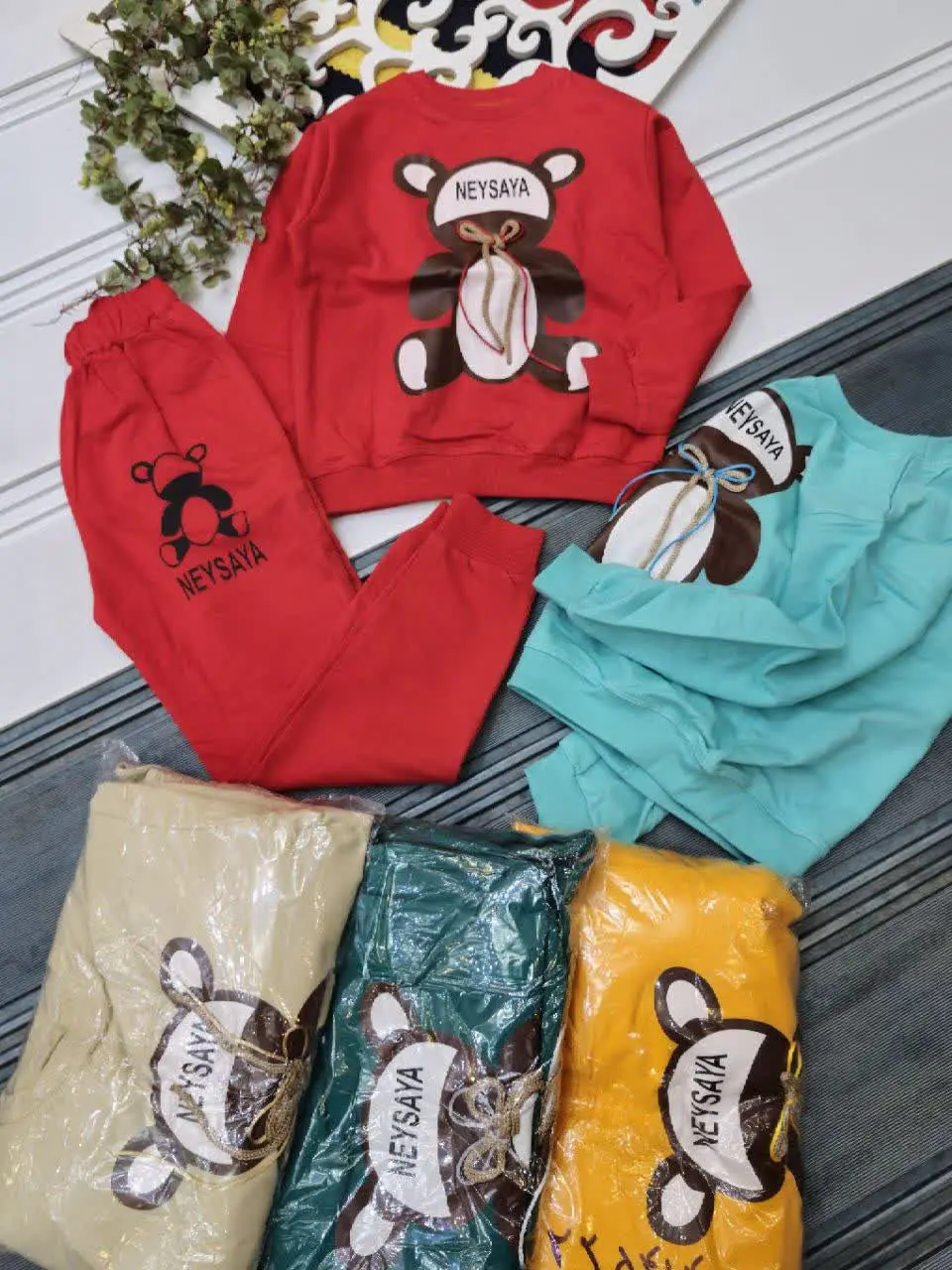 🇮🇷🧥🧶👗👚👔🎽👕👖💎
