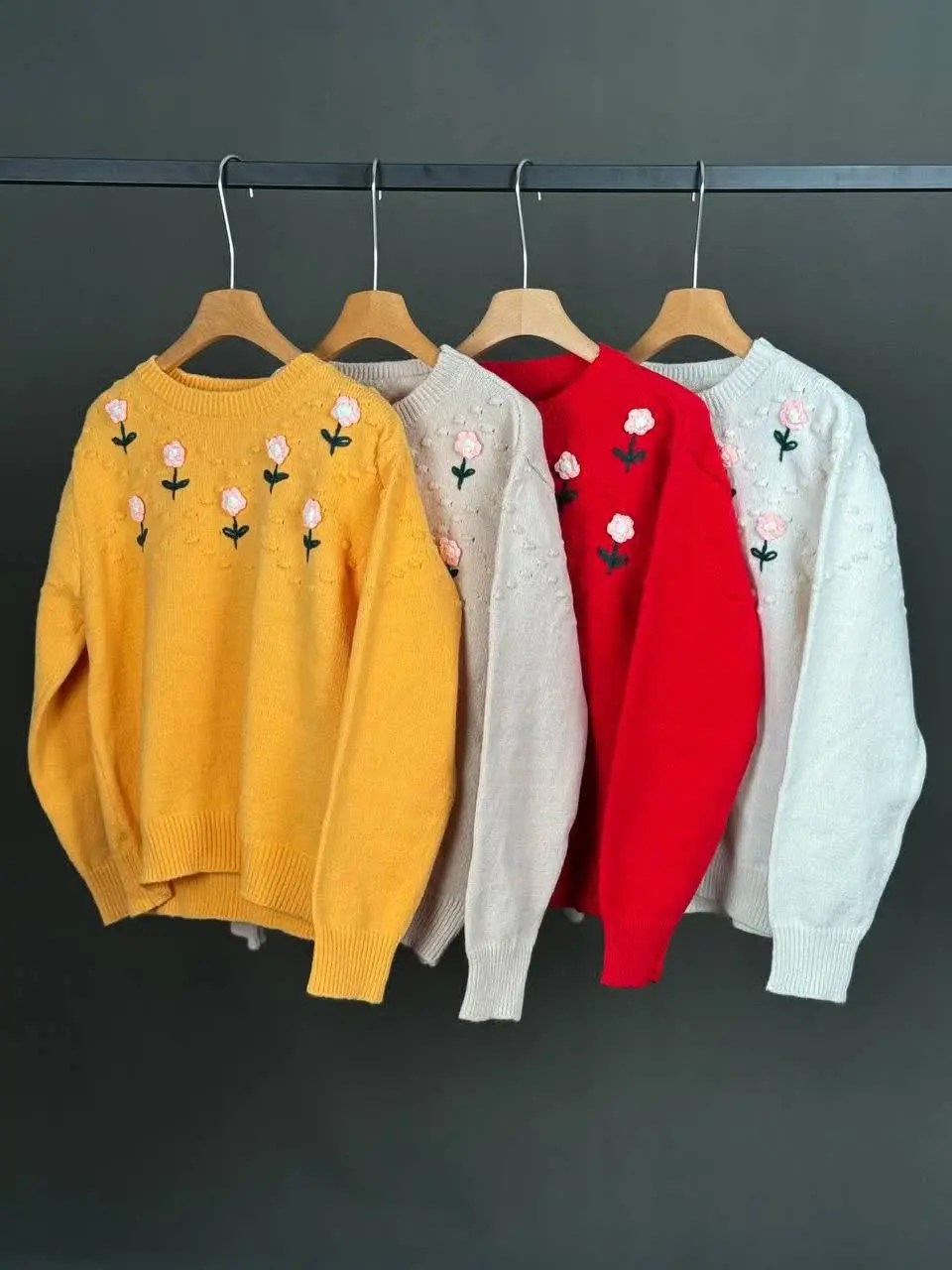 💞بلوز بافت گل برجسته شیک💞
