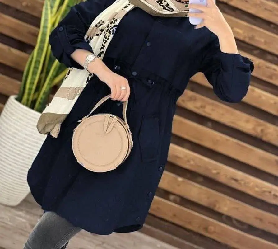 👚 نام: دانشجویی نگار
