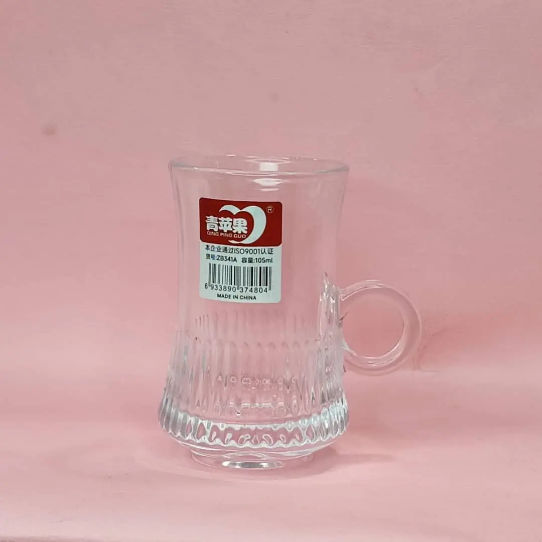 استکان کمر باریک طرح نیزه‌ای 
